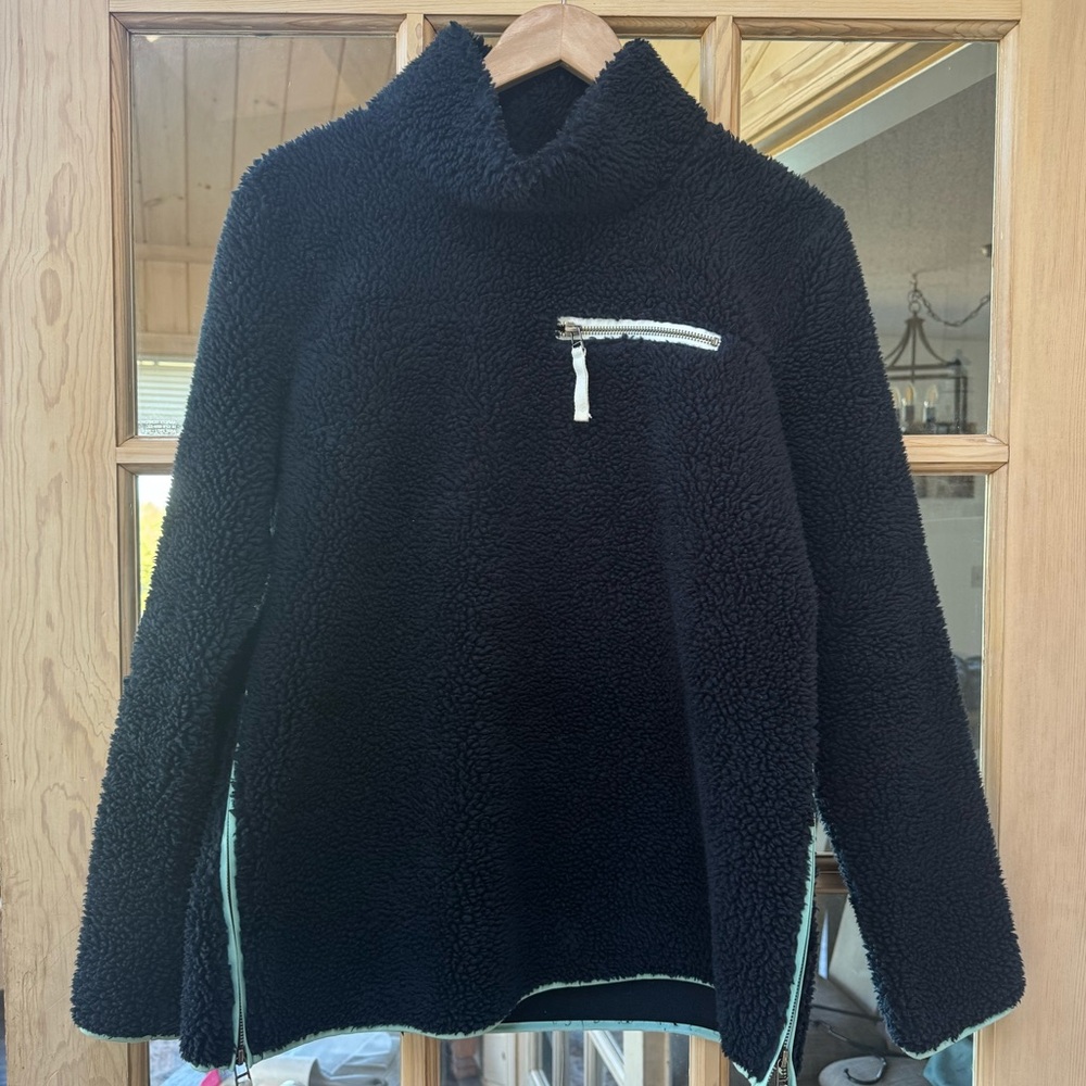 L.L. Bean Signature Women’s Sherpa Fleece Pullover Size M